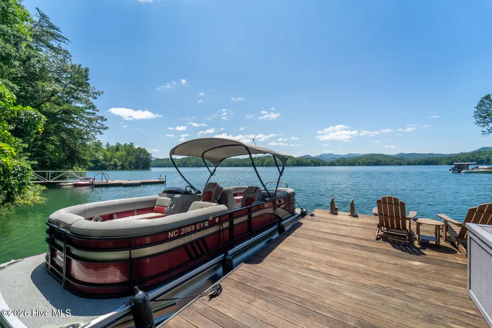 4 Lakeside Trail Robbinsville, NC 28771