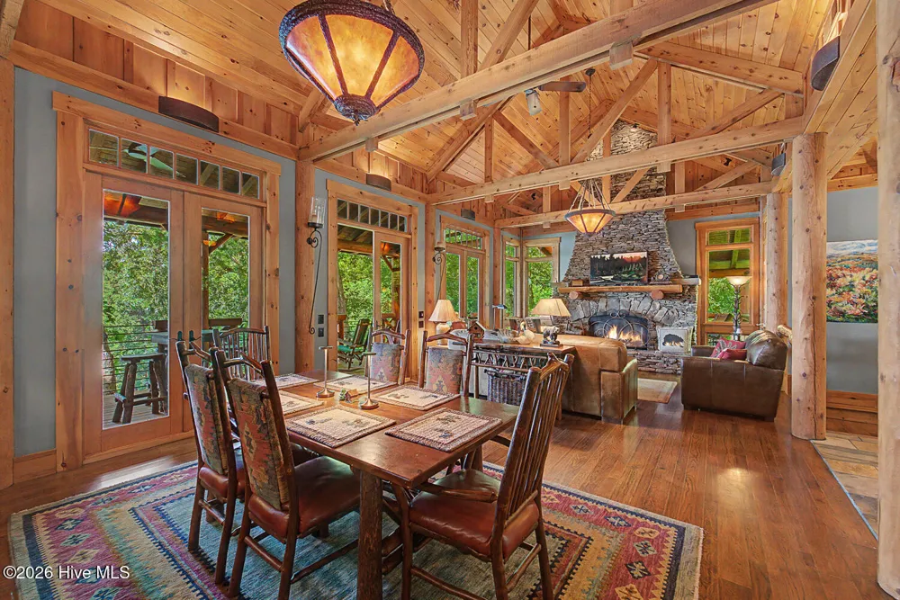 4 Lakeside Trail Robbinsville, NC 28771