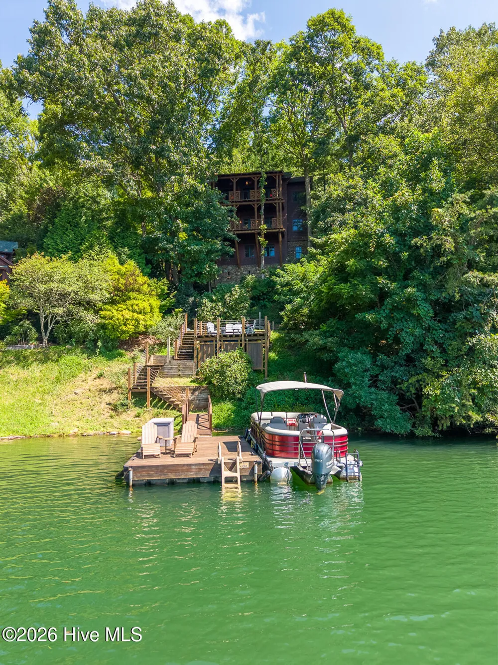 4 Lakeside Trail Robbinsville, NC 28771