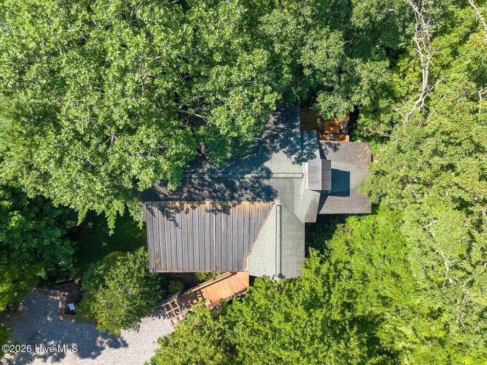 4 Lakeside Trail Robbinsville, NC 28771