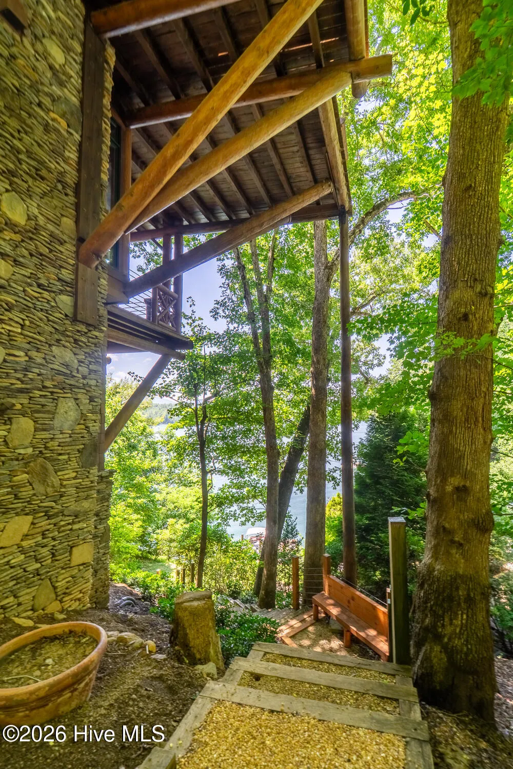 4 Lakeside Trail Robbinsville, NC 28771