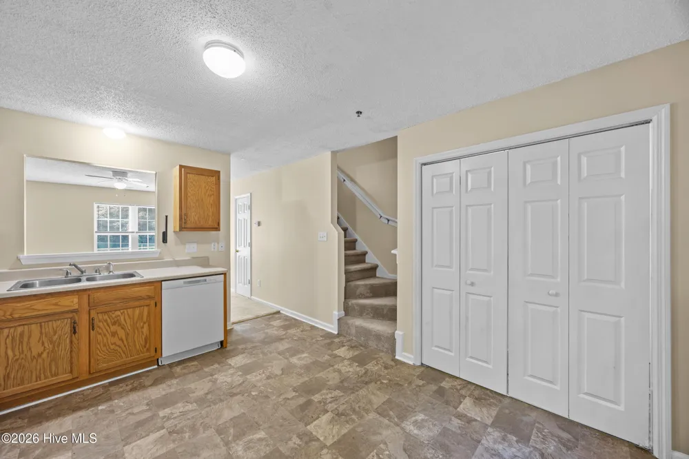 370 Bracken Place Jacksonville, NC 28540