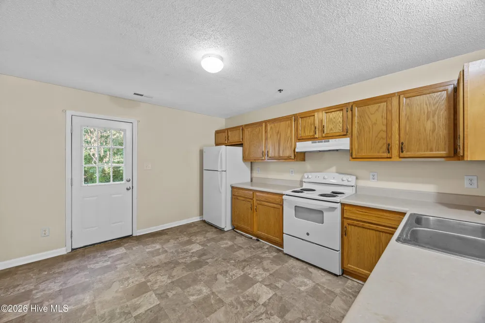 370 Bracken Place Jacksonville, NC 28540