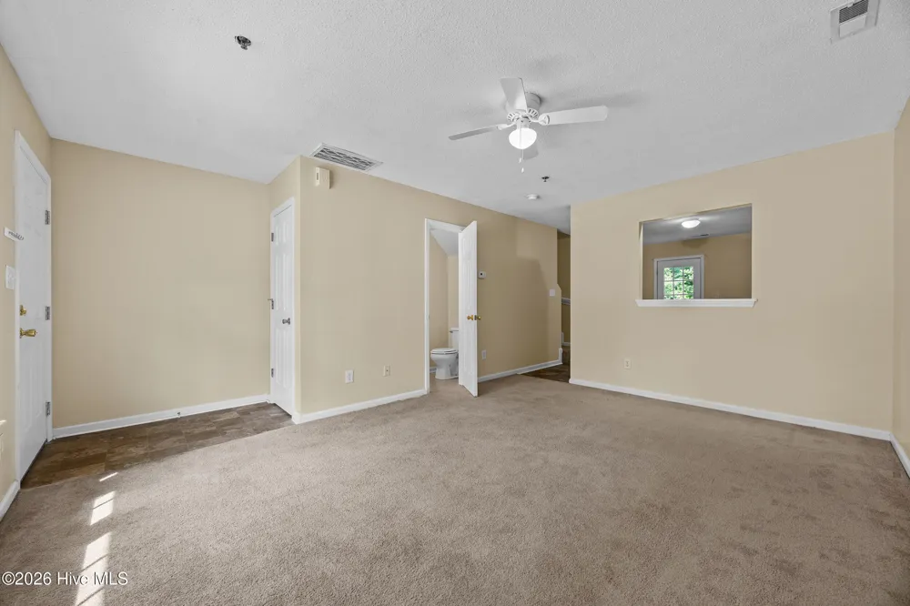 370 Bracken Place Jacksonville, NC 28540