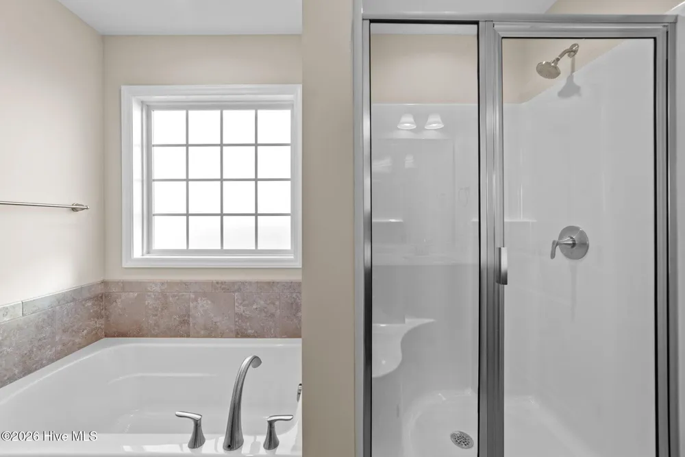 2317 Rhinestone Drive Winterville, NC 28590