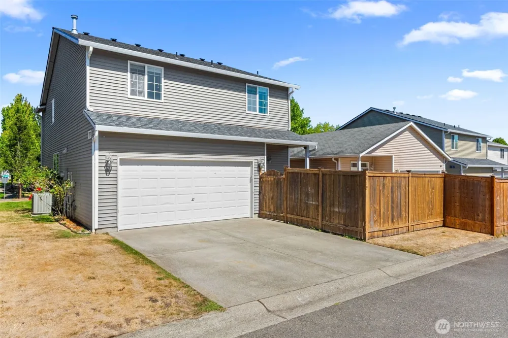 8419 15th Avenue SE Olympia, WA 98513