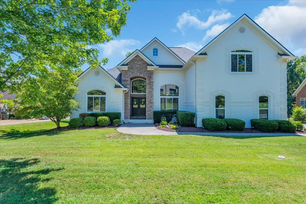 362 Shadow Creek Dr Brentwood, TN 37027