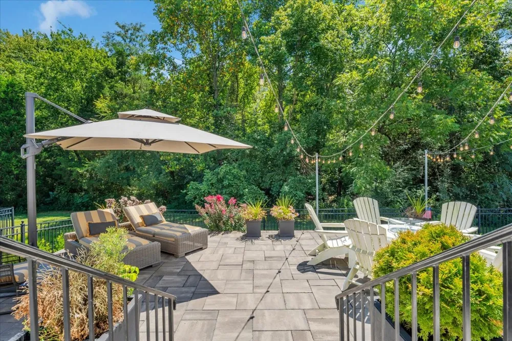 362 Shadow Creek Dr Brentwood, TN 37027