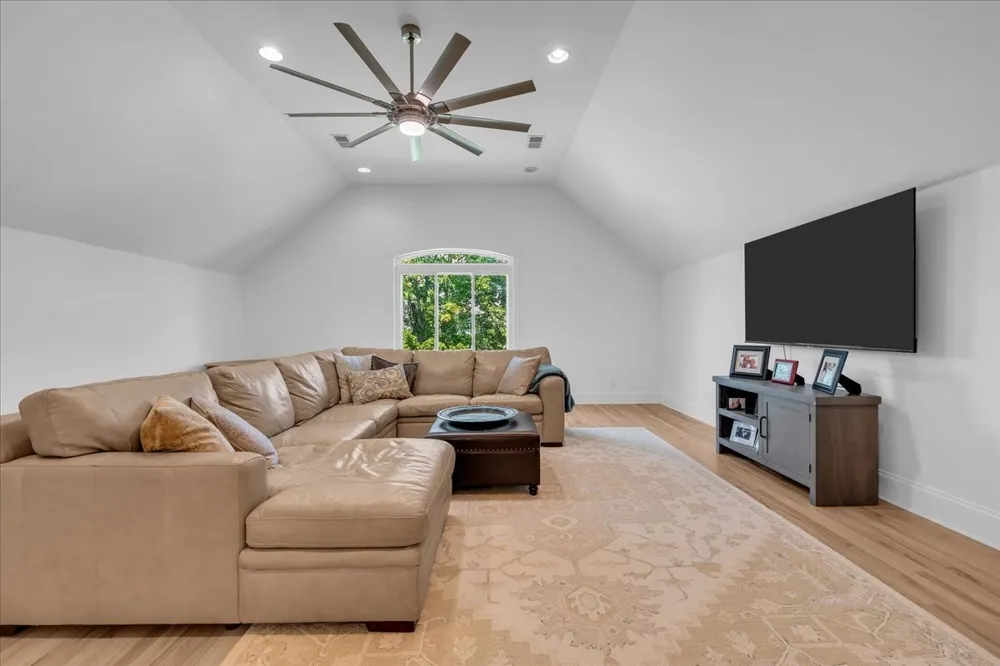 362 Shadow Creek Dr Brentwood, TN 37027