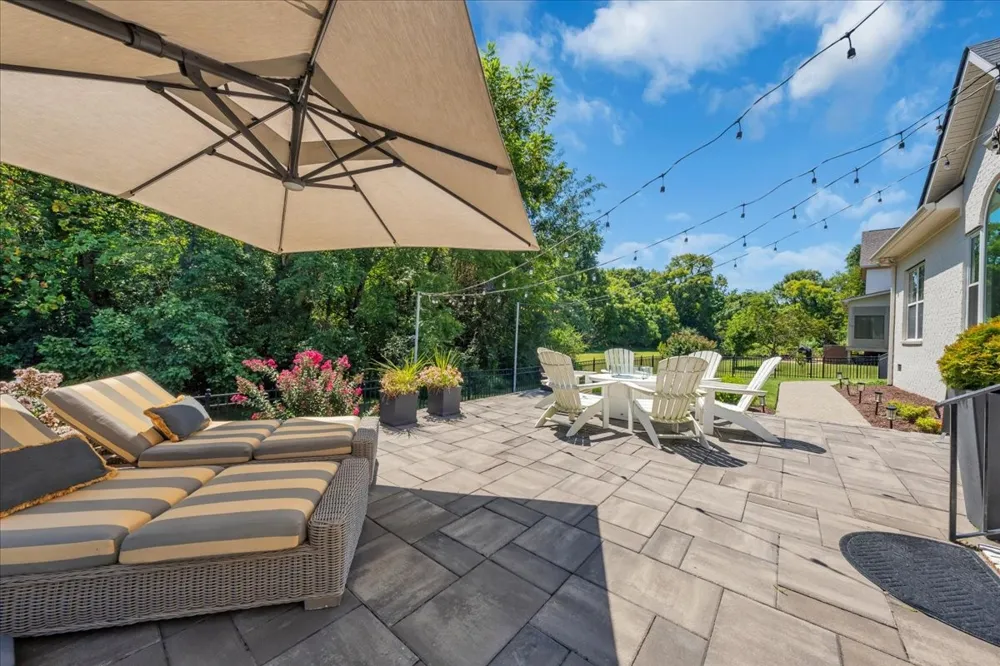 362 Shadow Creek Dr Brentwood, TN 37027
