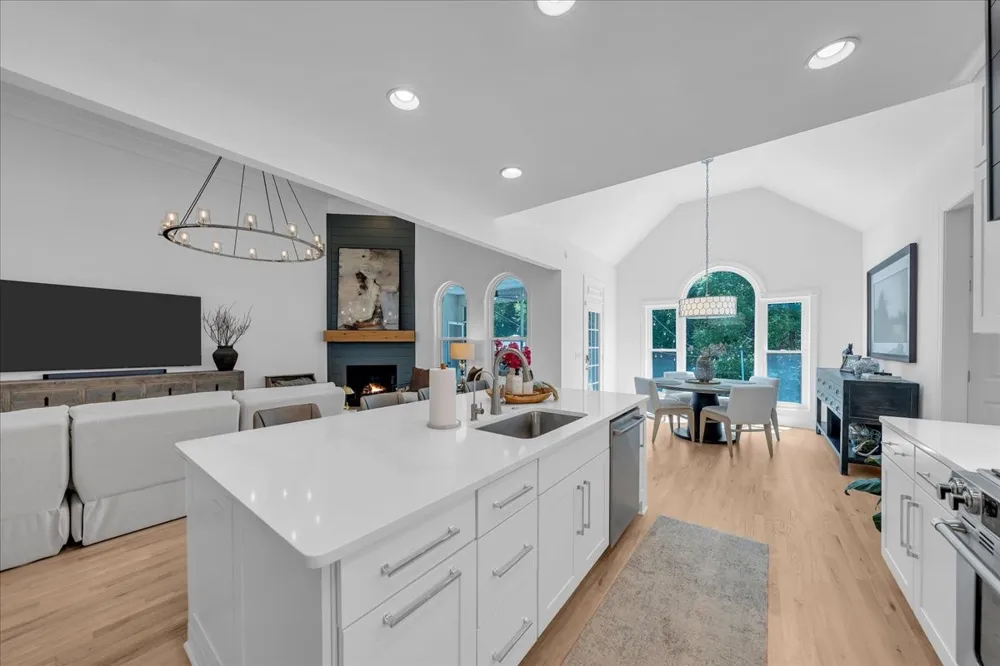 362 Shadow Creek Dr Brentwood, TN 37027