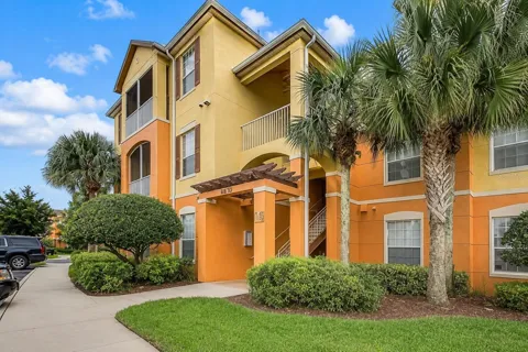 8630 BUCCILLI DRIVE #303