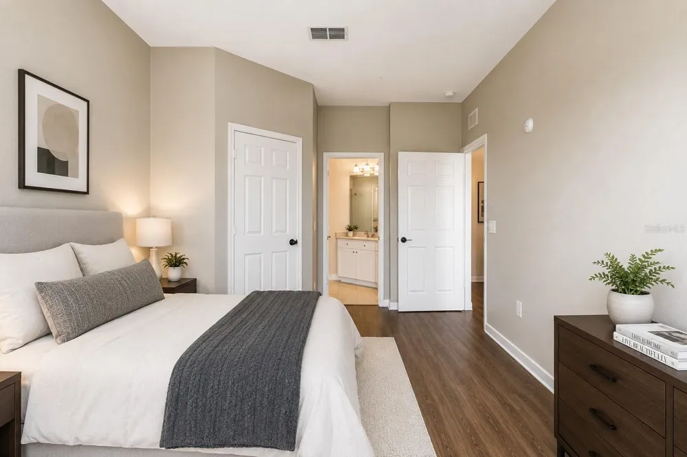 8630 BUCCILLI DRIVE #303 Orlando, FL 32829