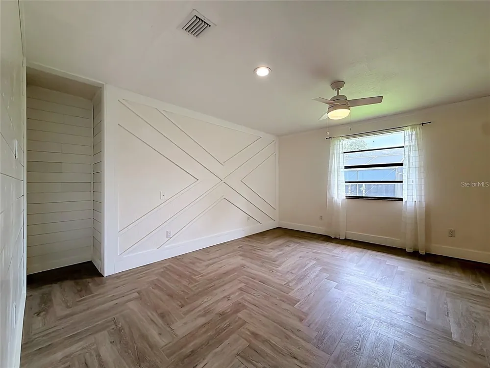 12756 POINSETTIA AVENUE Seminole, FL 33776