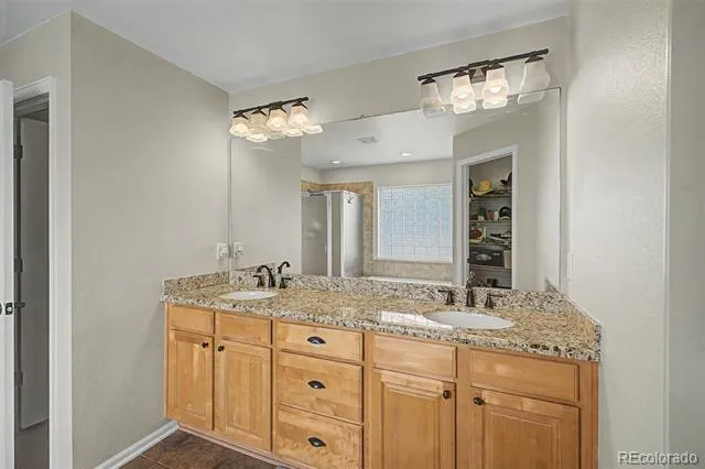 3993 S Shawnee Way Aurora, CO 80018