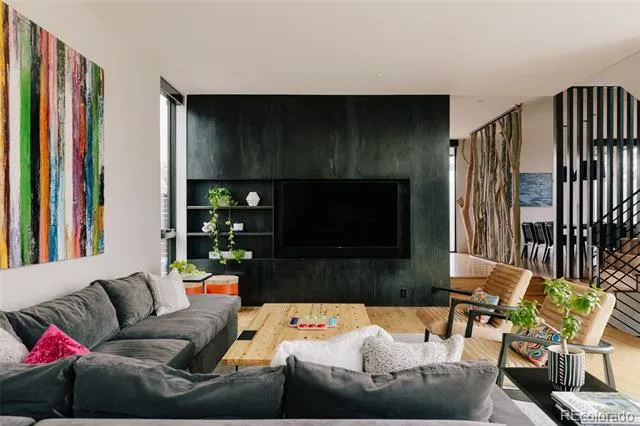 3011 Lawrence Street Denver, CO 80205