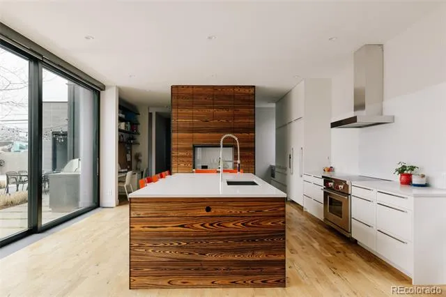 3011 Lawrence Street Denver, CO 80205