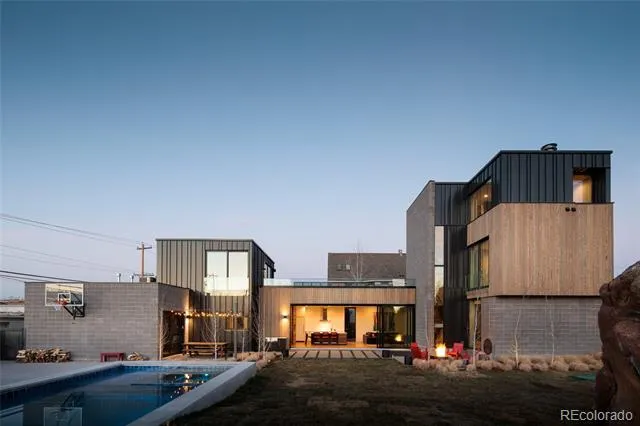 3011 Lawrence Street Denver, CO 80205