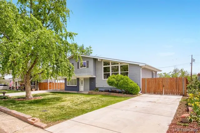 6227 Vance Street Arvada, CO 80003