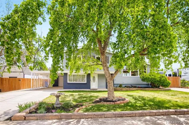 6227 Vance Street Arvada, CO 80003