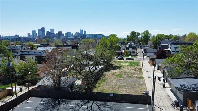 1733 W 37th Avenue Denver, CO 80211