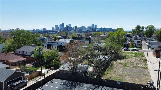 1733 W 37th Avenue Denver, CO 80211