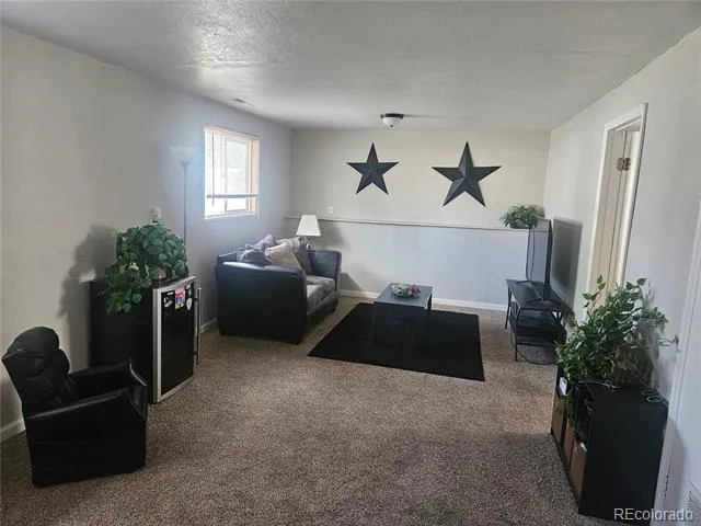 54 Bridle Trail Pueblo, CO 81005