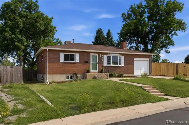992 S Simms Street Denver, CO 80228