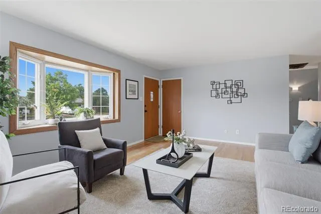992 S Simms Street Denver, CO 80228