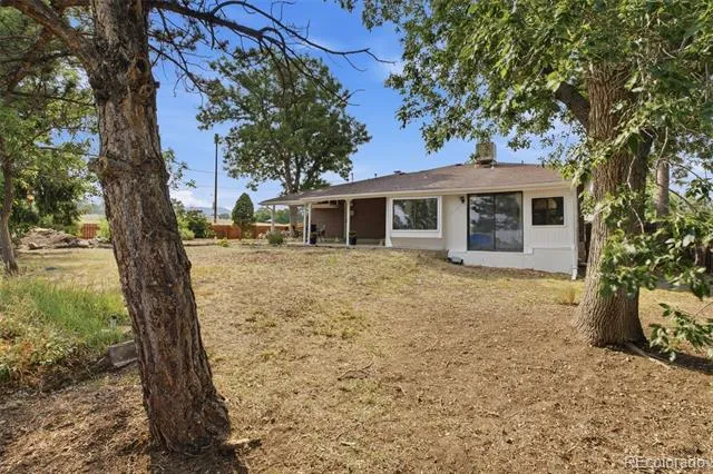 992 S Simms Street Denver, CO 80228