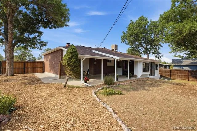 992 S Simms Street Denver, CO 80228