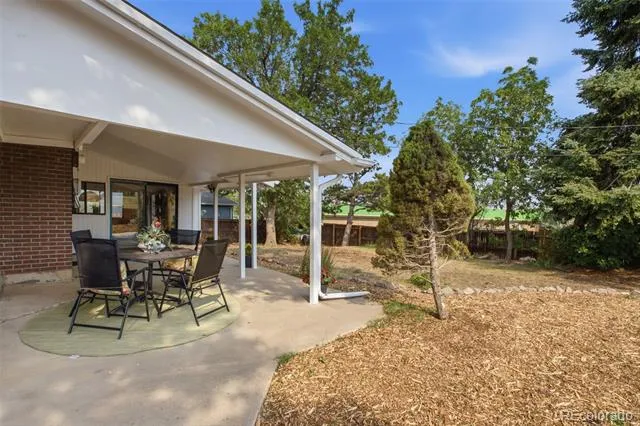 992 S Simms Street Denver, CO 80228