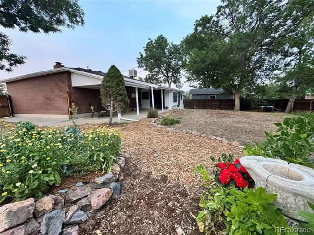 992 S Simms Street Denver, CO 80228