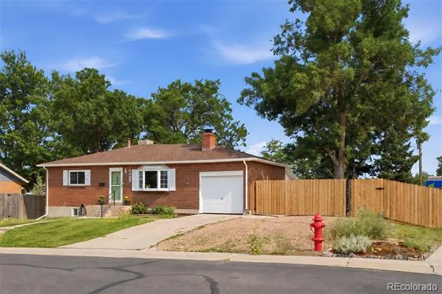 992 S Simms Street Denver, CO 80228