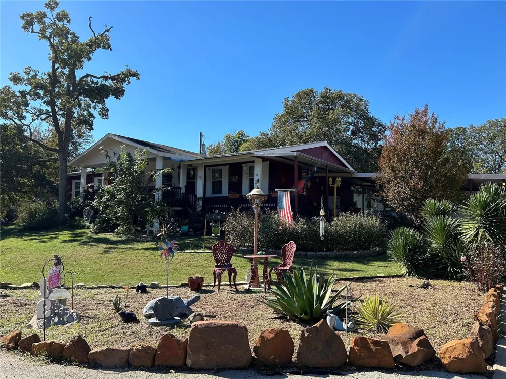 5200 Lake Shore Lane #19 Denton, TX 76208