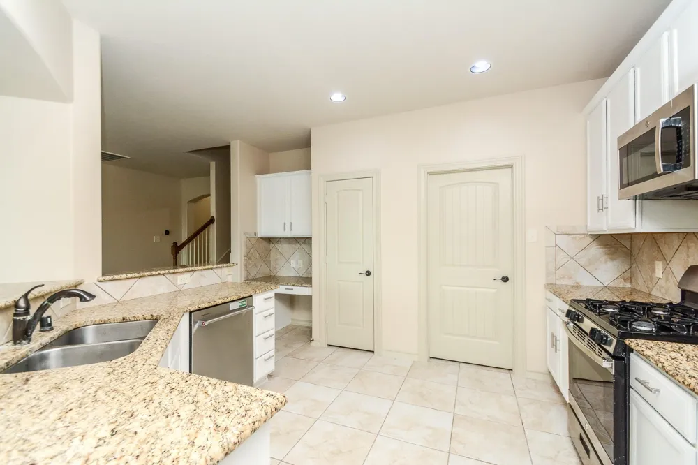 2322 Argos Drive Missouri City, TX 77459
