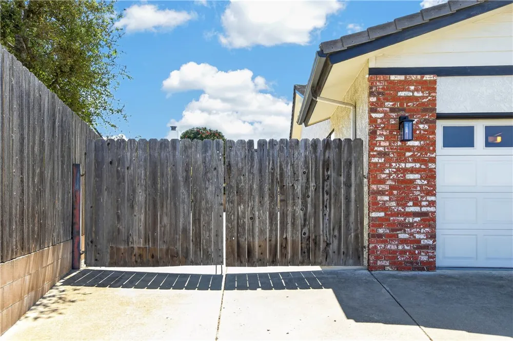 2939 Stardust Court Santa Maria, CA 93455
