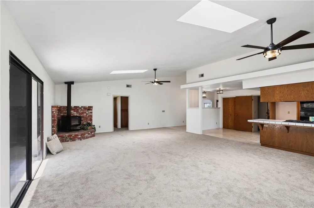 2939 Stardust Court Santa Maria, CA 93455