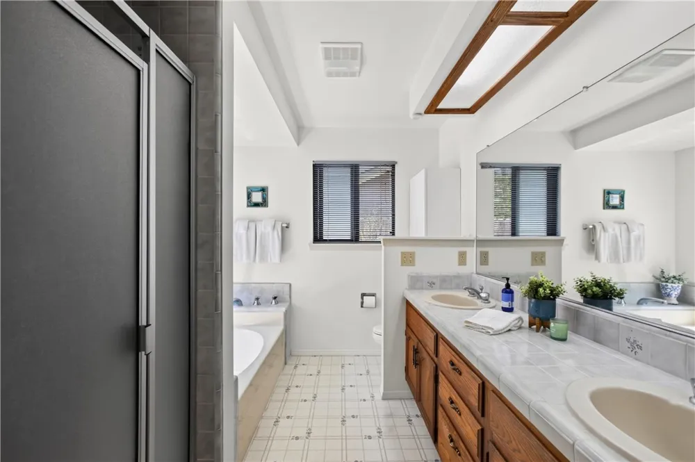 2939 Stardust Court Santa Maria, CA 93455