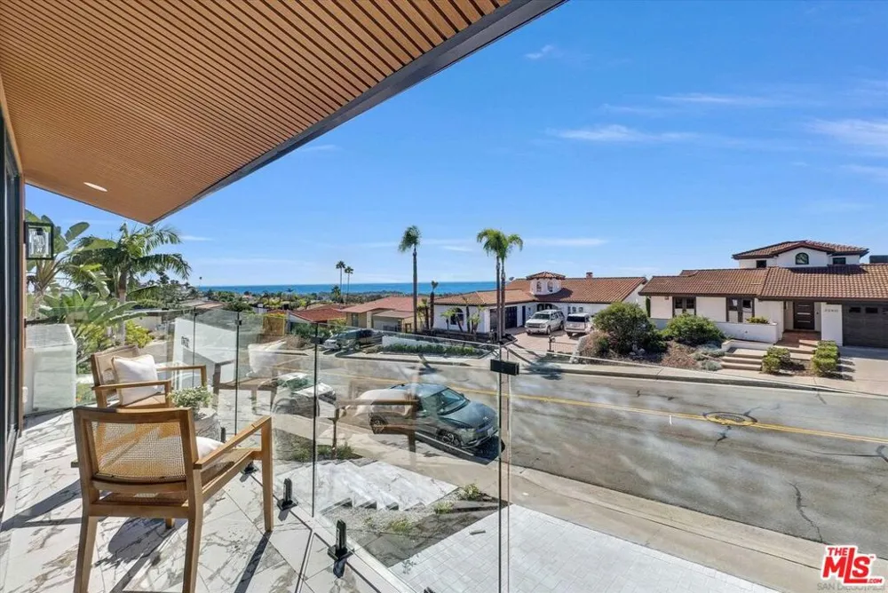 2241 Avenida Salvador San Clemente, CA 92672