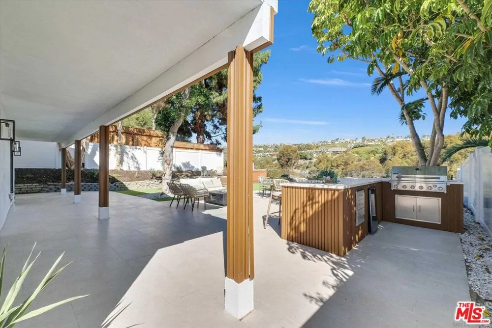 2241 Avenida Salvador San Clemente, CA 92672