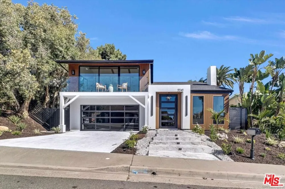 2241 Avenida Salvador San Clemente, CA 92672