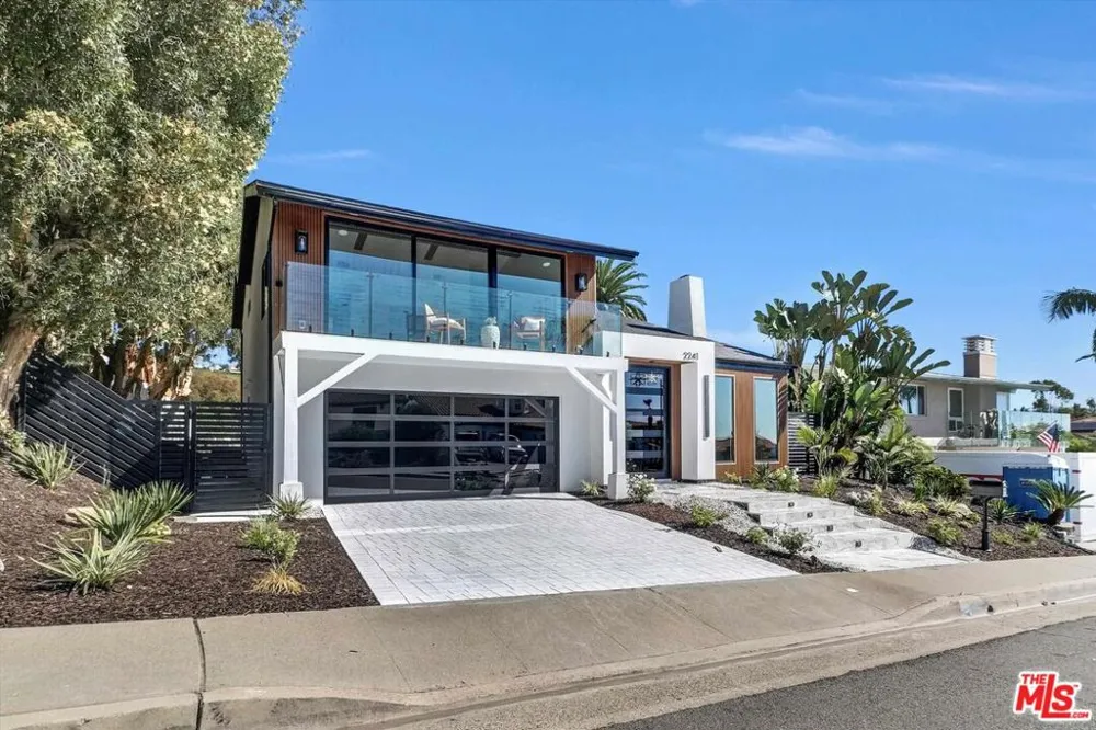 2241 Avenida Salvador San Clemente, CA 92672
