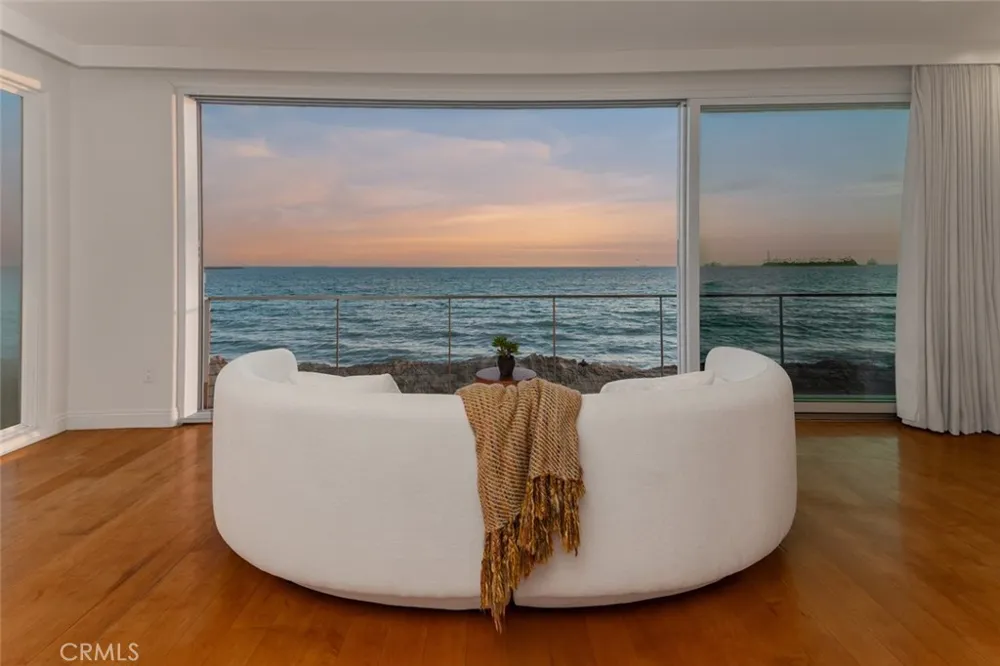 6519 E Seaside Walk #21 Long Beach, CA 90803