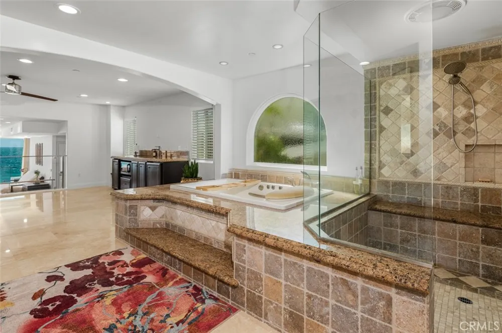 6519 E Seaside Walk #21 Long Beach, CA 90803