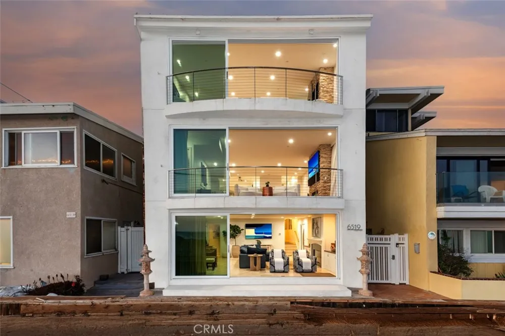 6519 E Seaside Walk #21 Long Beach, CA 90803
