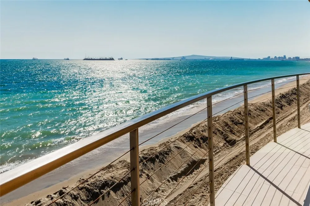 6519 E Seaside Walk #21 Long Beach, CA 90803