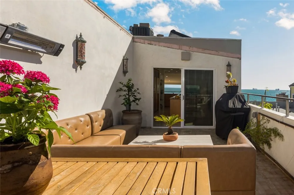 6519 E Seaside Walk #21 Long Beach, CA 90803