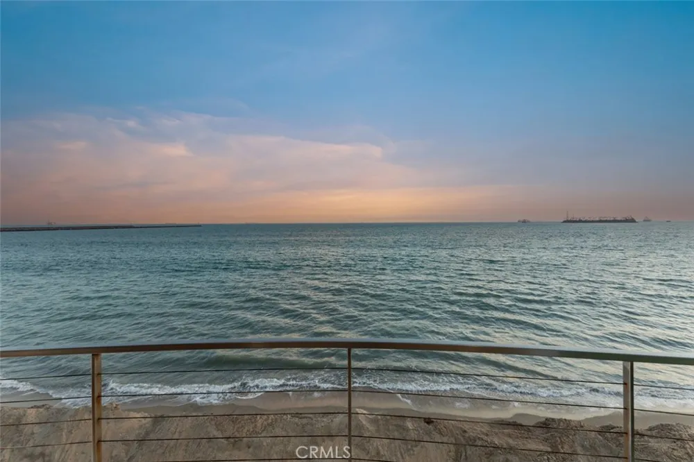 6519 E Seaside Walk #21 Long Beach, CA 90803