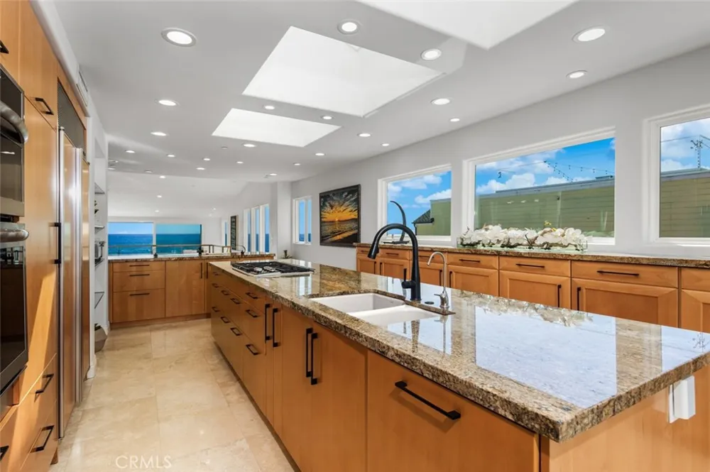 6519 E Seaside Walk #21 Long Beach, CA 90803